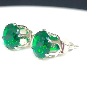 924/14kw Gold Green Cubic Zirconia Studs